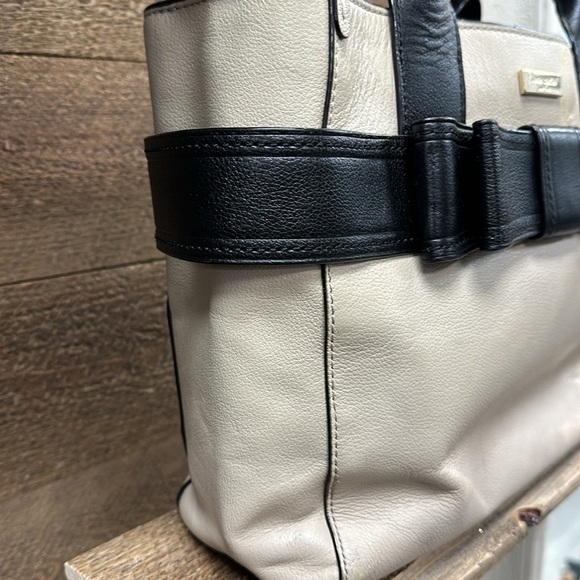 kate spade quinn villabella avenue tote bag in black/cream - Picture 4 of 13